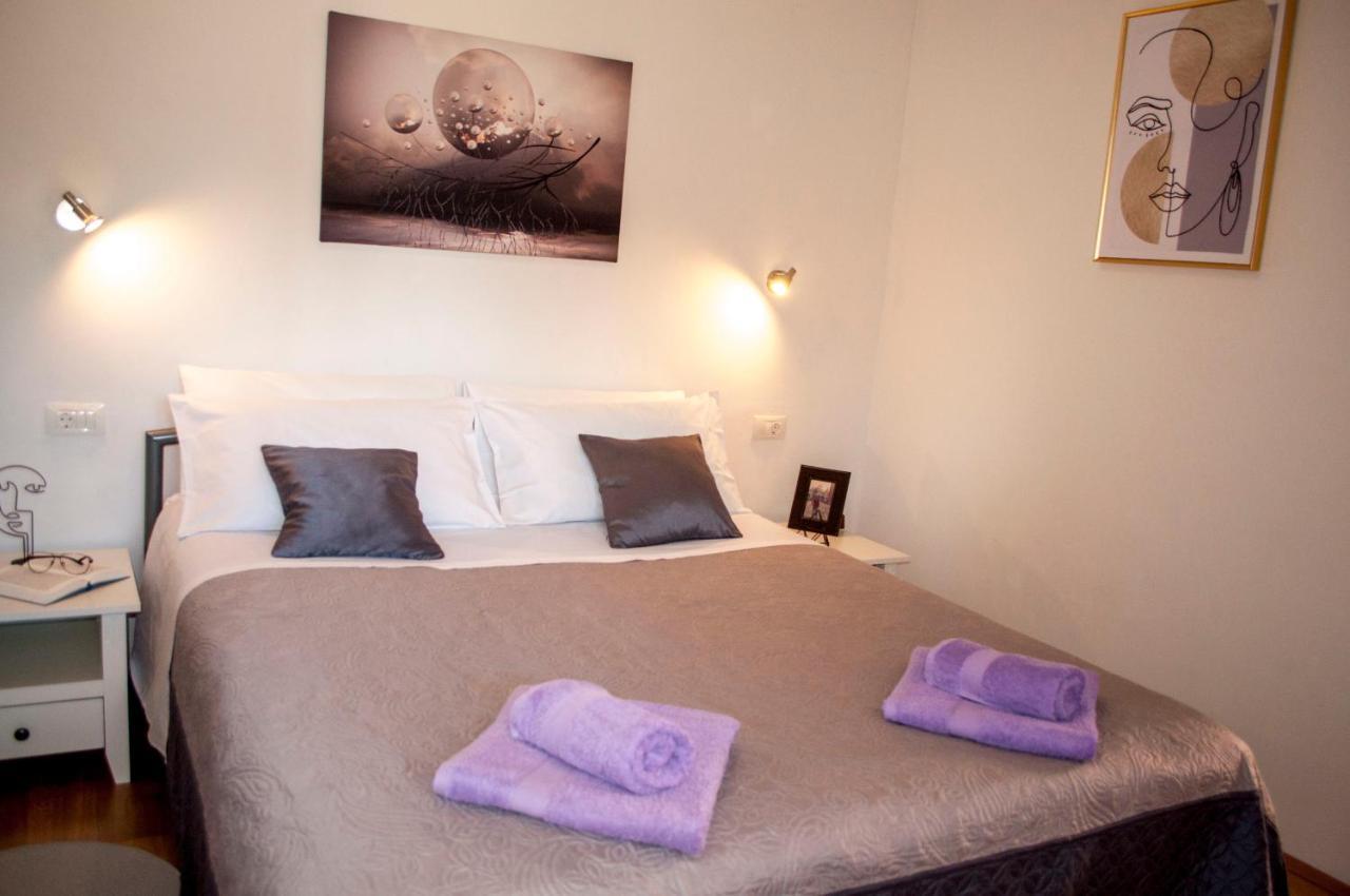Rosa 2 Apartment